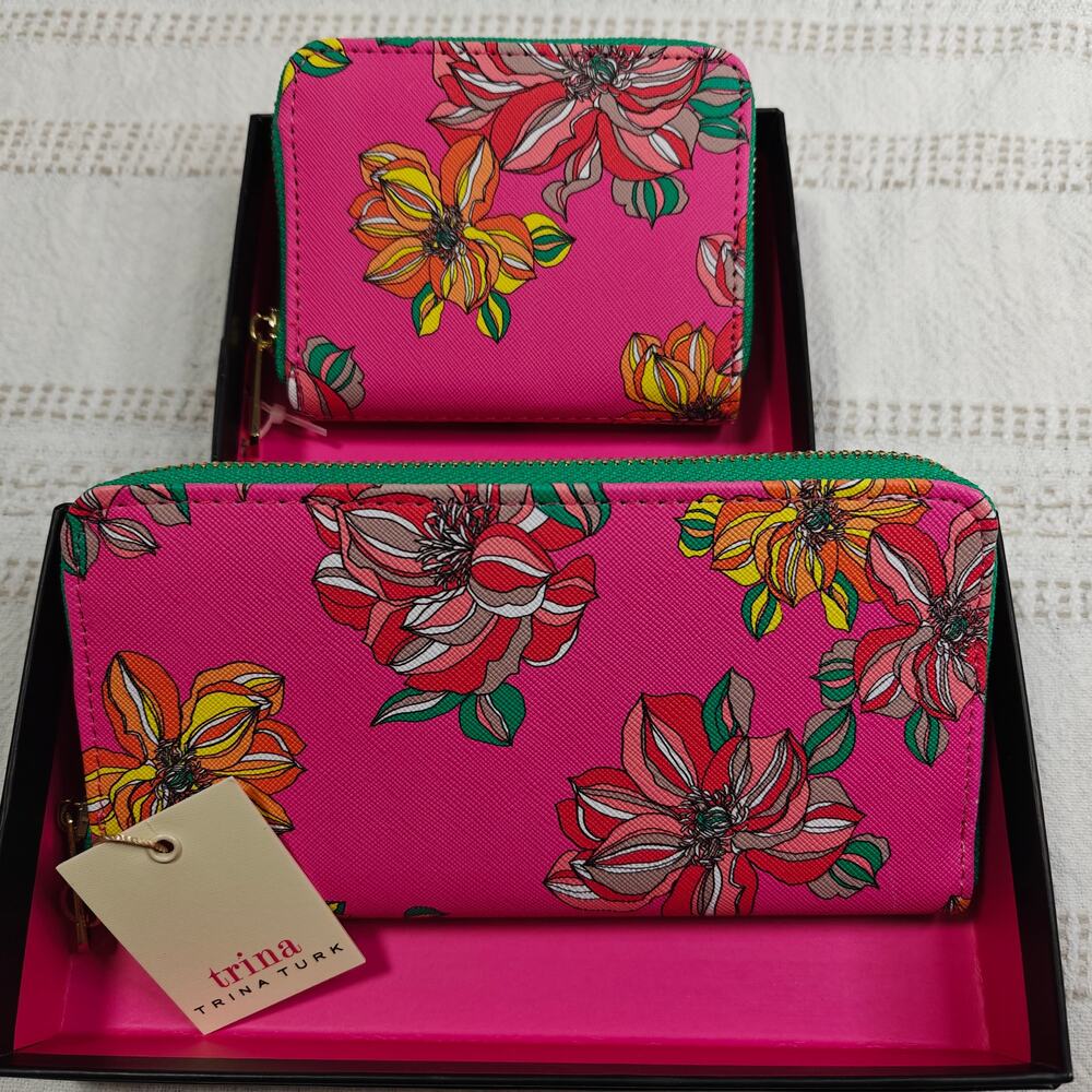 Trina Turk Floral 2-Piece Wallet Set – Vibrant & Brand New with Tags - Picture 3 of 4